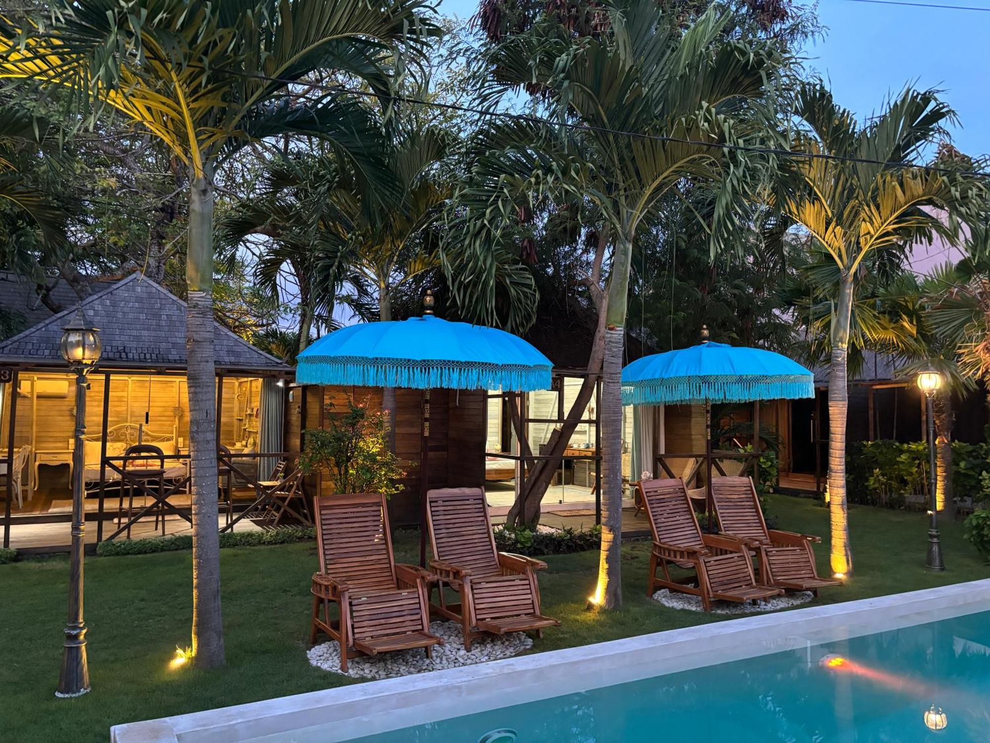 Bali Wow! Bungalows, Nusa Dua Benoa Guest house *